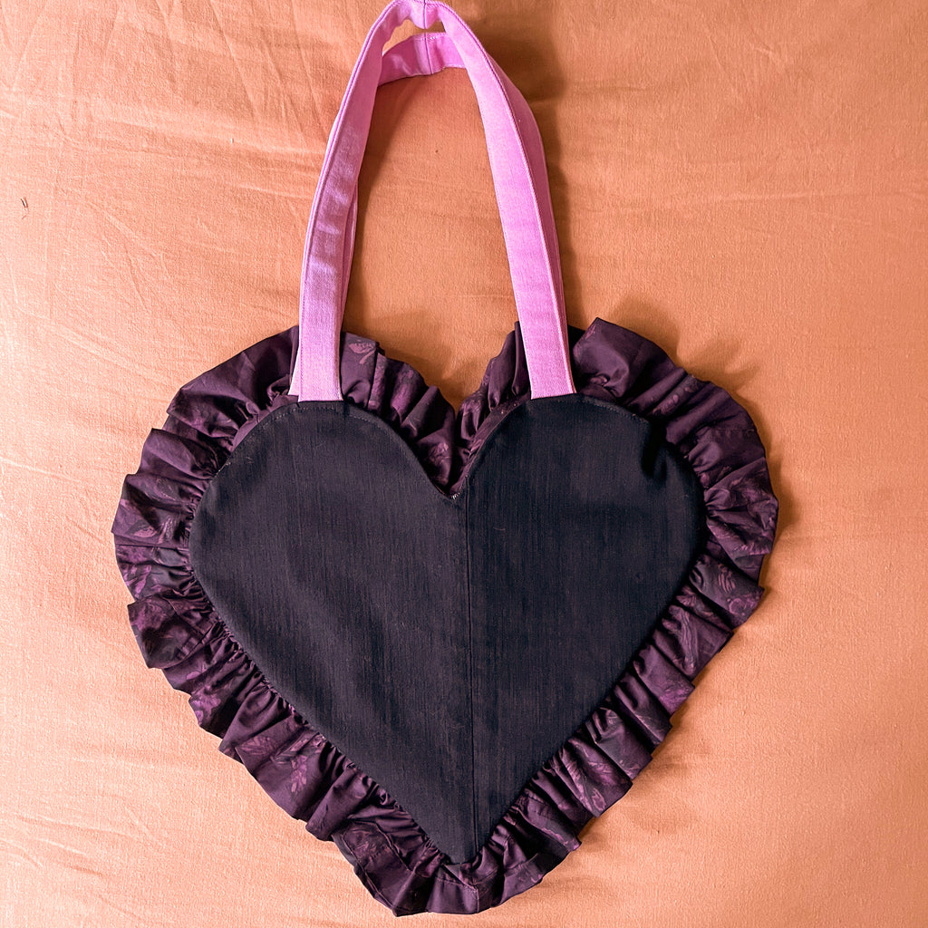 Ruffle Heart Tote