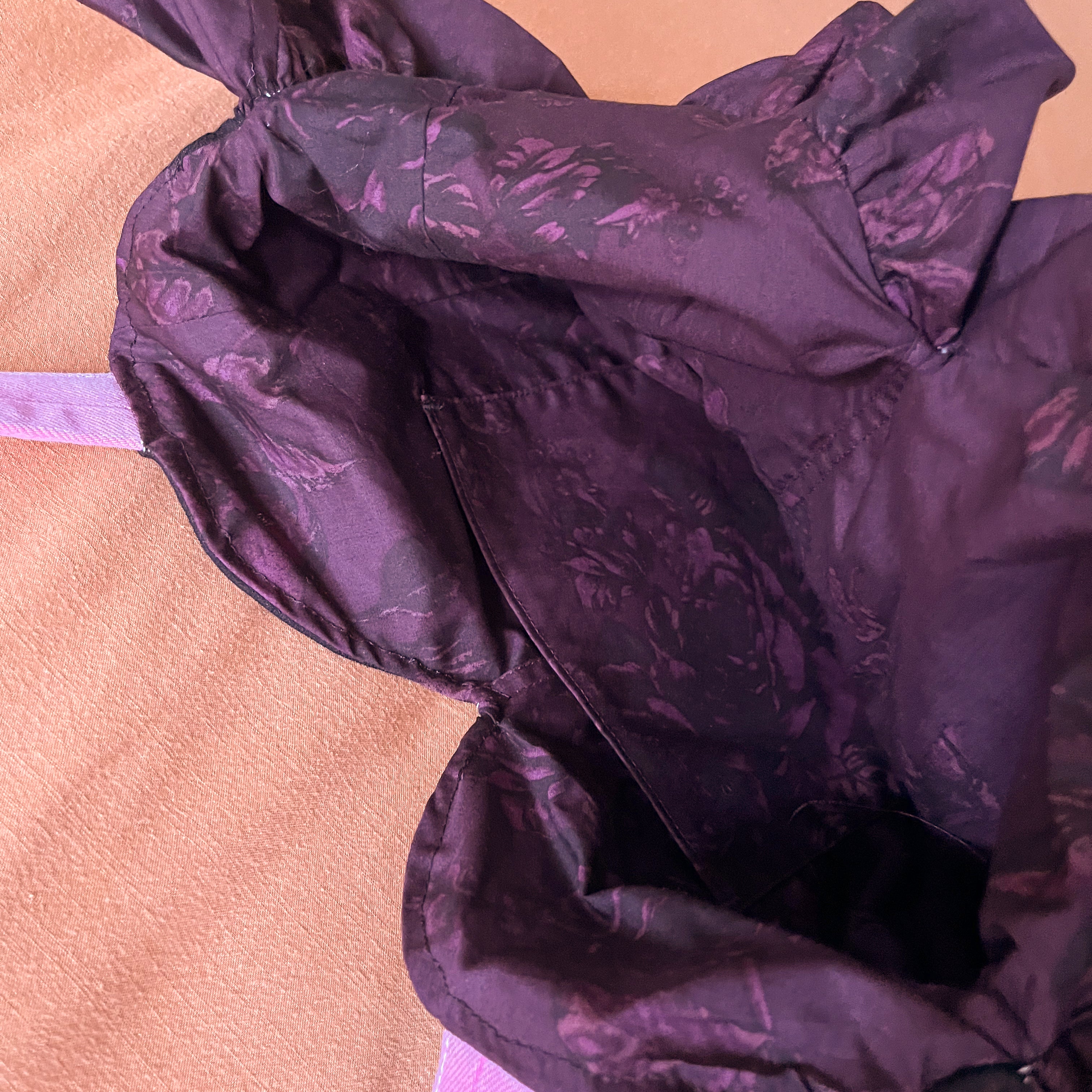 Ruffle Heart Tote