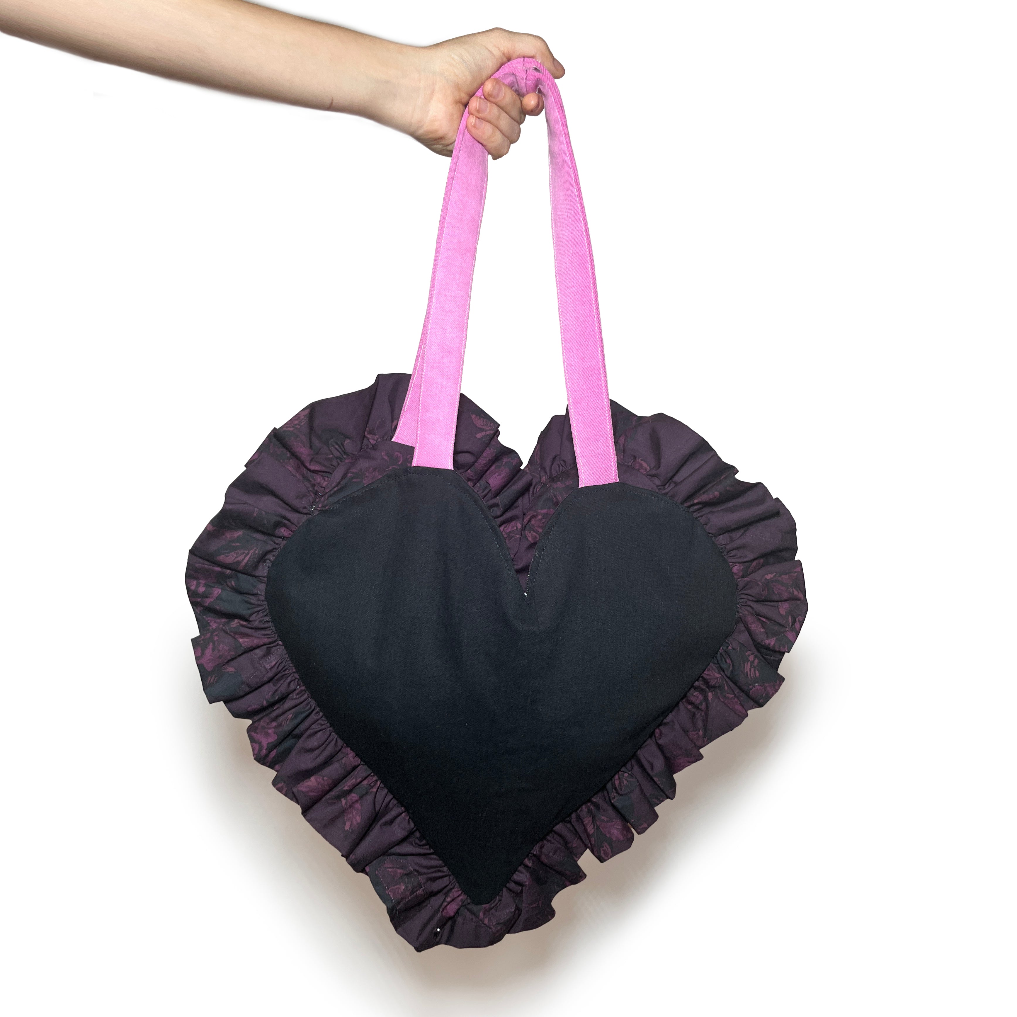Ruffle Heart Tote